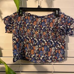floral off the shoulder crop top